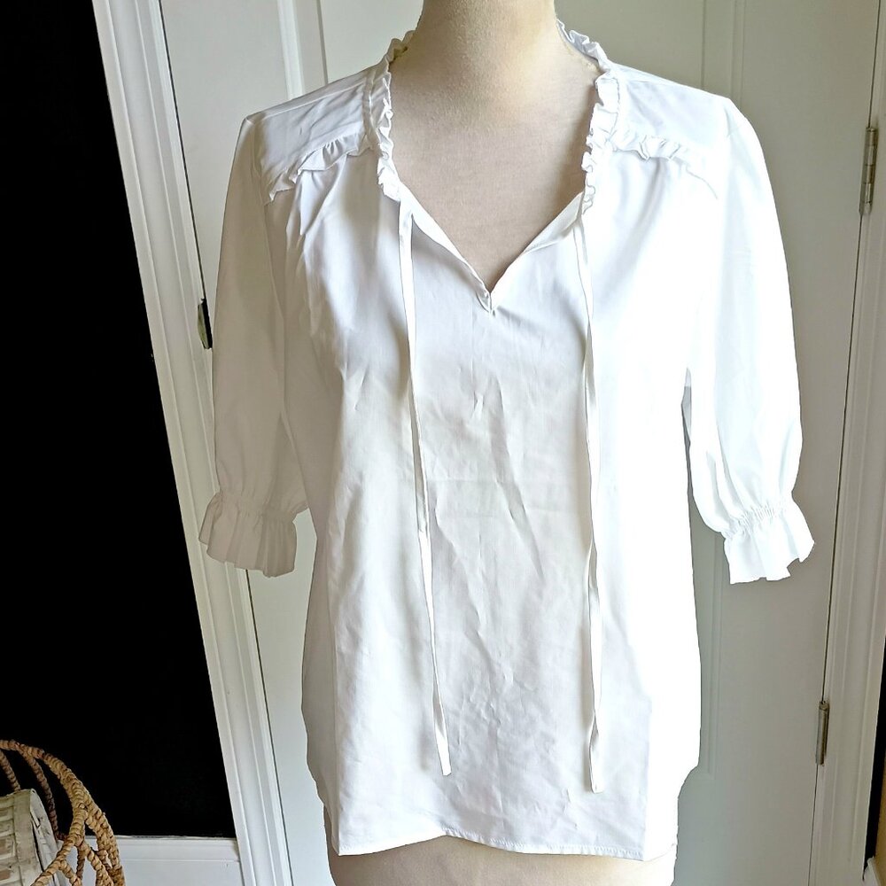 NEW! RUFFLE Neckline BOHO BLOUSE SZ L